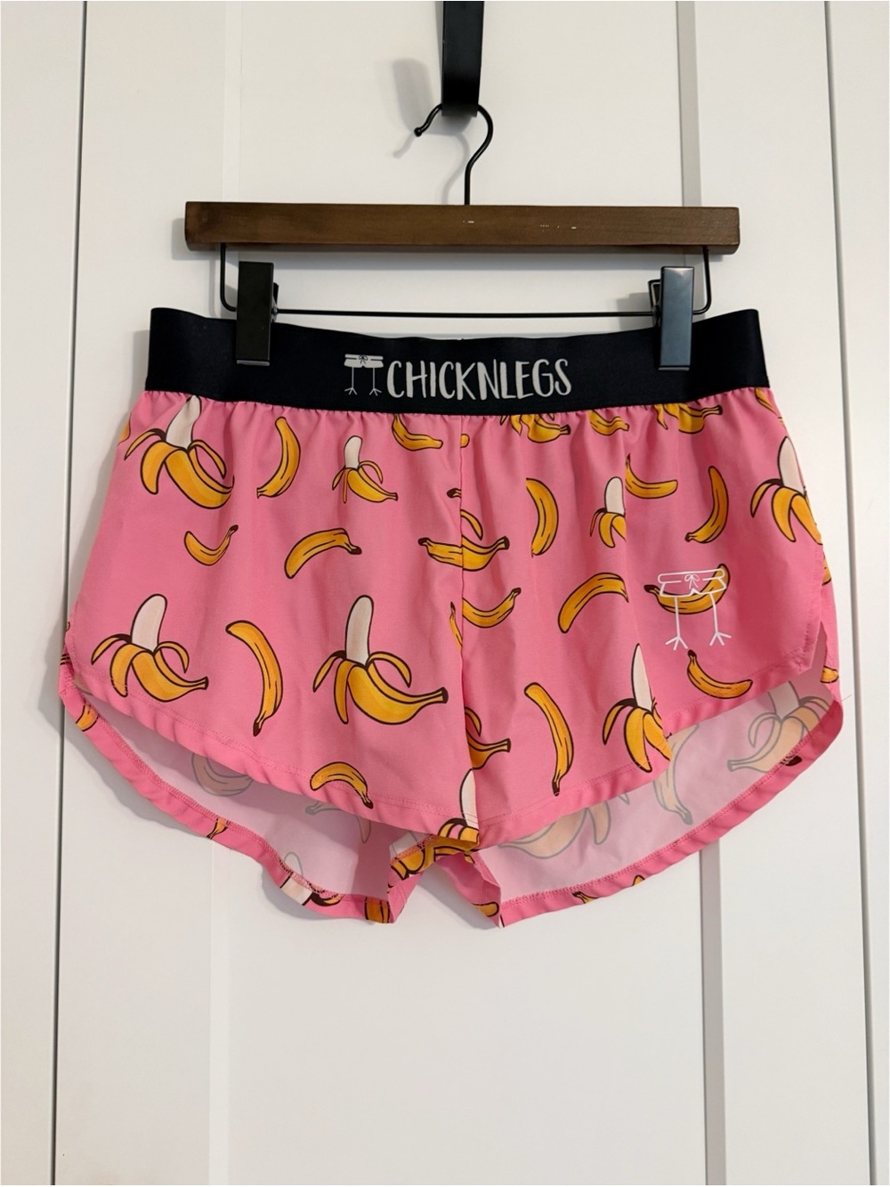 Chicknlegs Women’s Large Pink Banana Athletic Shorts